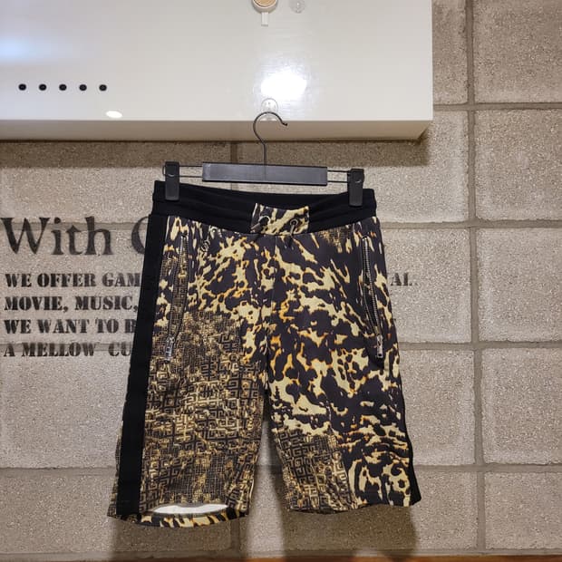 지방시 키즈 카모 반바지 12