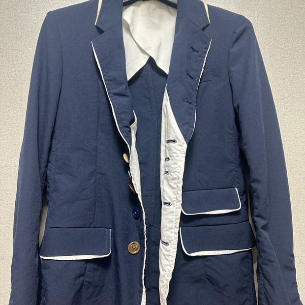 언더커버 but beautiful blazer