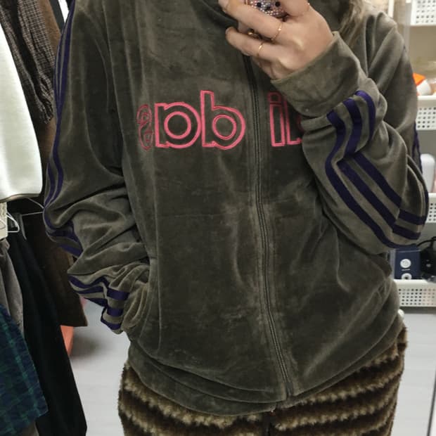 카키브라운깔 벨벳집업