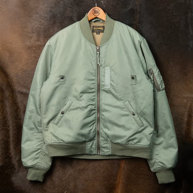 [L] 아웃스탠딩 MA-1 플라이트 자켓 