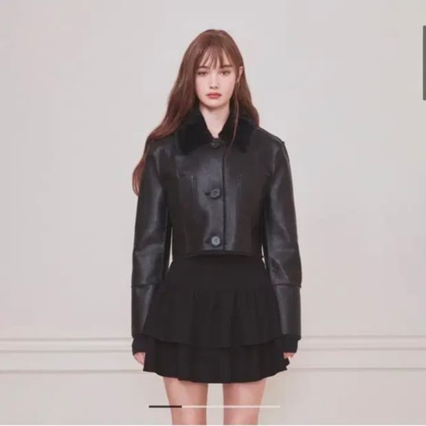 (새상품)낫유어로즈 리버시블 무스탕 블랙 S 