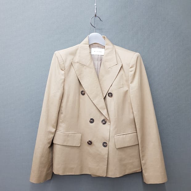 MICHAA 미샤 2023 린넨 블렌드 클래식 더블자켓 91-97-165