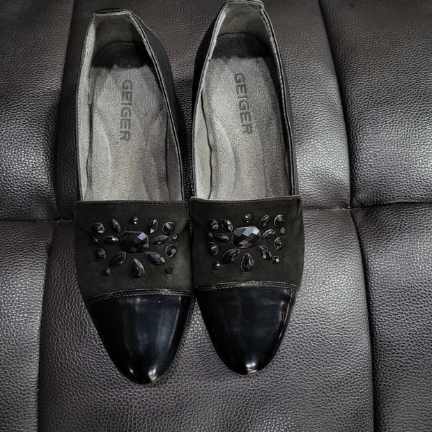 가이거 큐빅 미들굽 로퍼