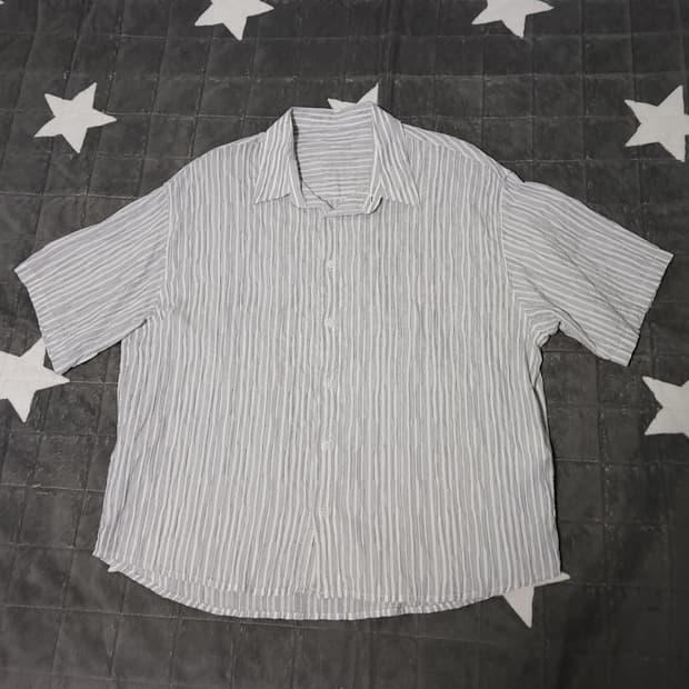 신더 스트라이프 크리스 하프 셔츠