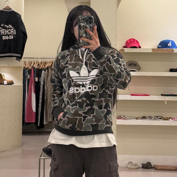 아디다스 트레포일 카모 후드티 U1338