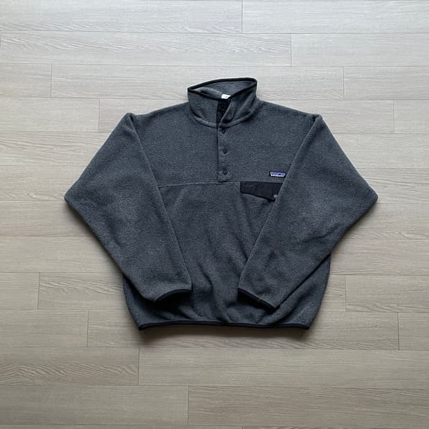 파타고니아 신칠라 니켈 블랙 그레이 플리스 patagonia