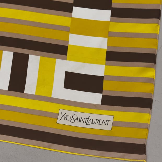 입생로랑 스카프