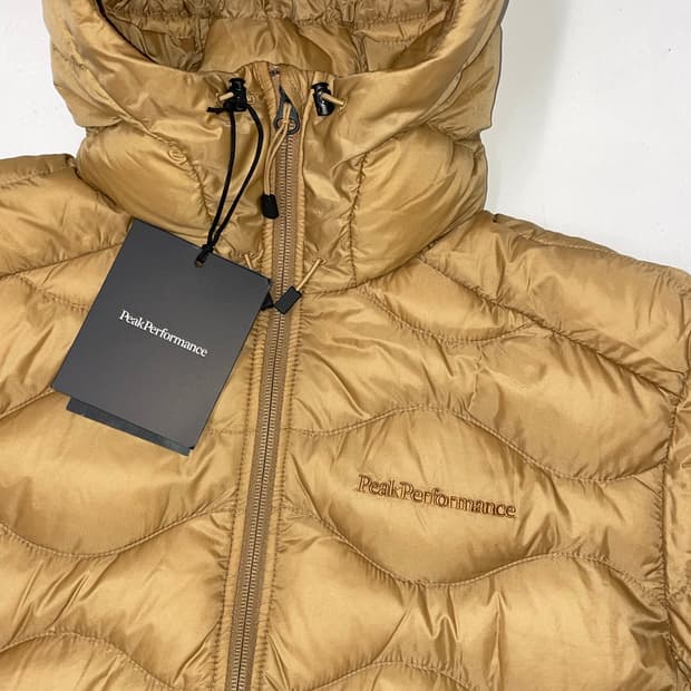 피크퍼포먼스 힐리움 패딩