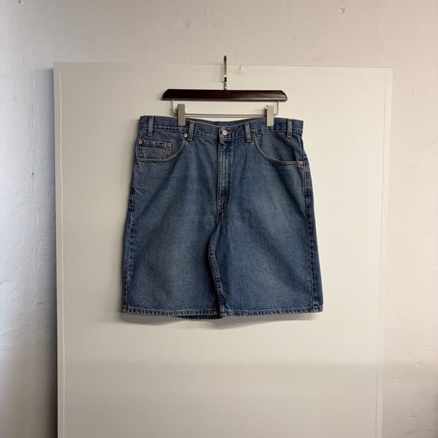 38-10” 리바이스 550 쇼츠 USA 02s