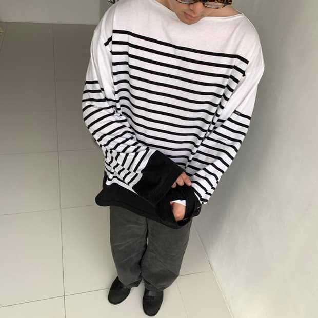 Outil 우티 tricot aast 스트라이프 롱 슬리브