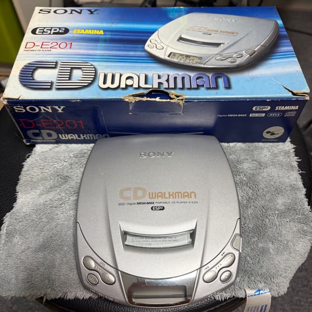 Sony DE 201 휴대용 CDP 풀박스