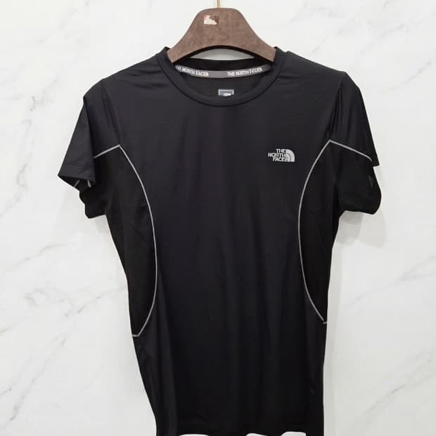 90(M) THE NORTH FACE 노스페이스 기능성 반팔티셔츠!~