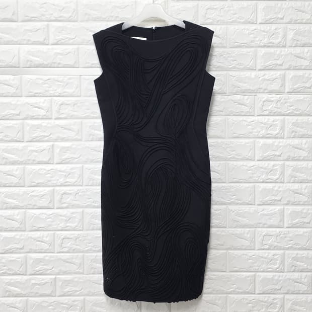 택포_ 잇미샤 블랙 슬리브리스 원피스 S