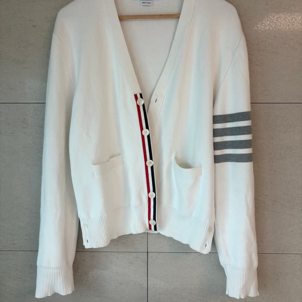 백화점판 톰브라운 밀라노 스티치 가디건