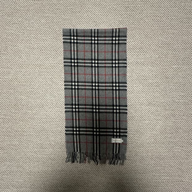 BURBERRYS cashmere muffler