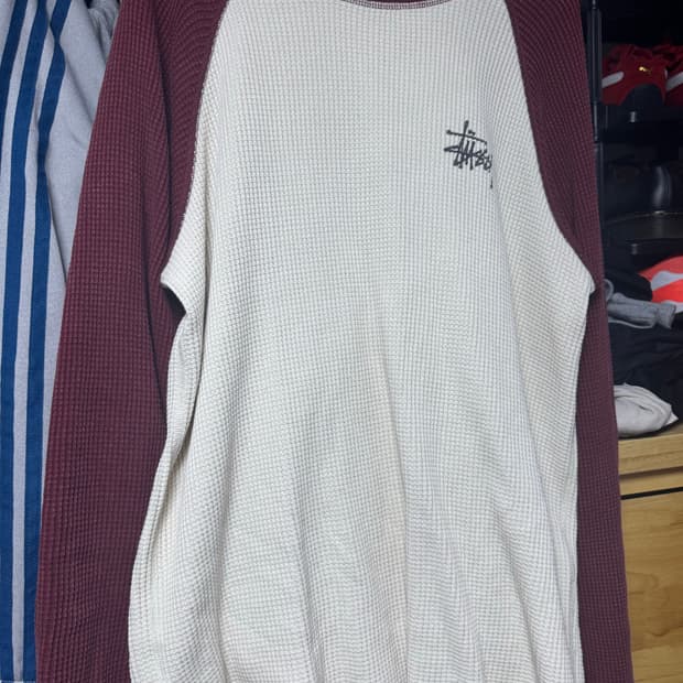 스투시 투톤 롱슬리브 m사이즈