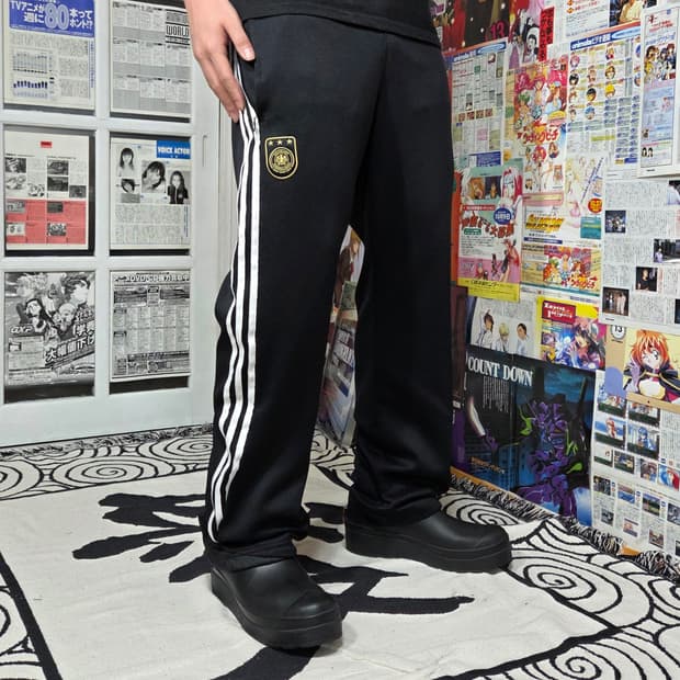 아디다스 독일 검흰 트랙 팬츠