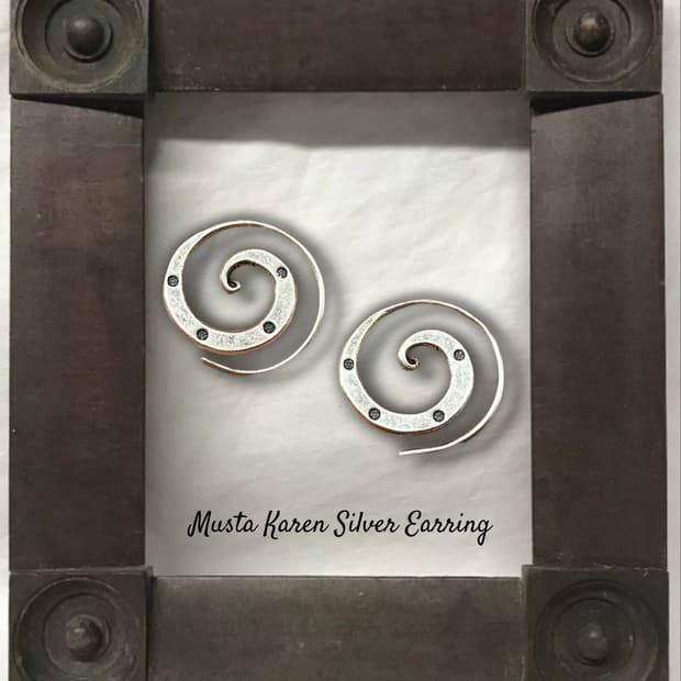 Spiral Karen Silver Hoop Earring