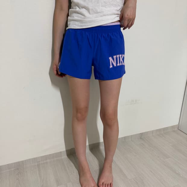 나이키 로고포인트 블루 쇼츠 반바지