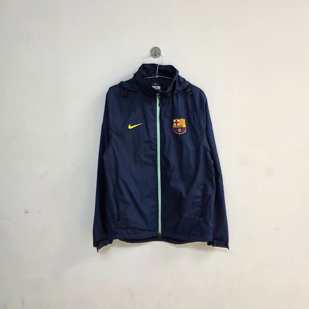 나이키 바르셀로나 바람막이 트레이닝탑