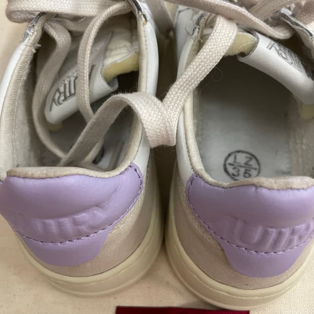 오트리 운동화 정품 35사이즈 220