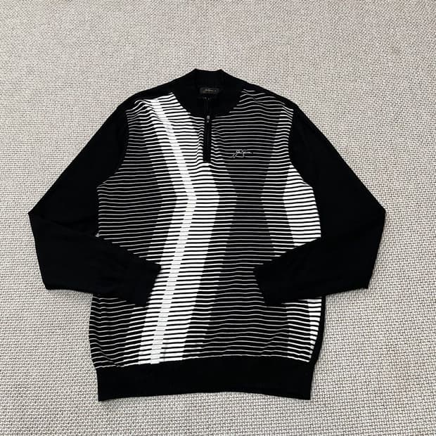 잭니클라우스  반집업 니트 6459