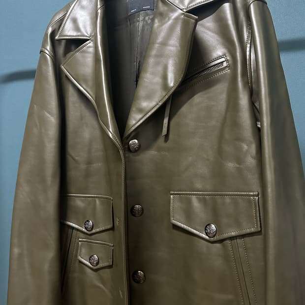 TIME 타임 짙은 올리브색상 가죽 자켓