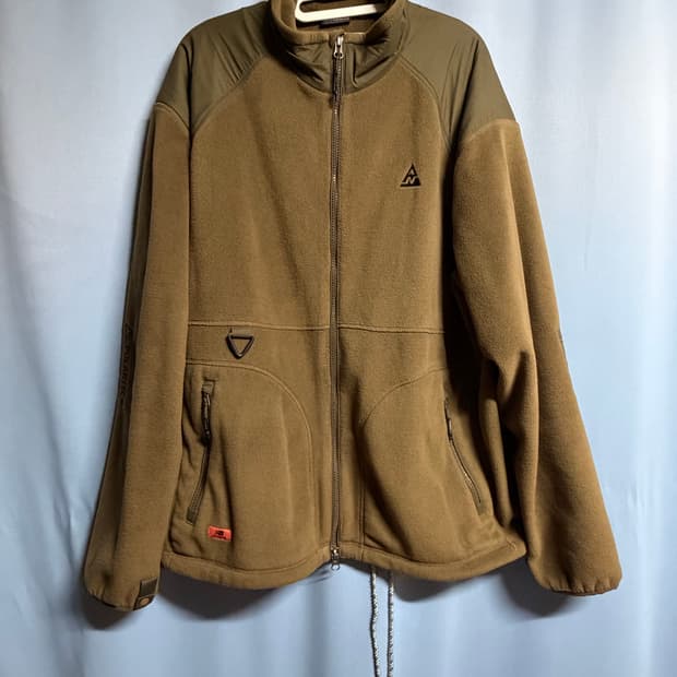 뉴발란스 클라이막스 미드레이어 폴라텍