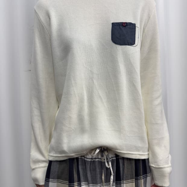 pocket longsleeve
