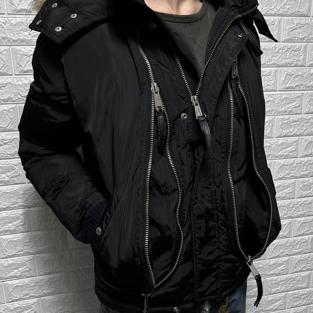 디그퀘어드2 울프죠 멀티 지퍼 다운 자켓