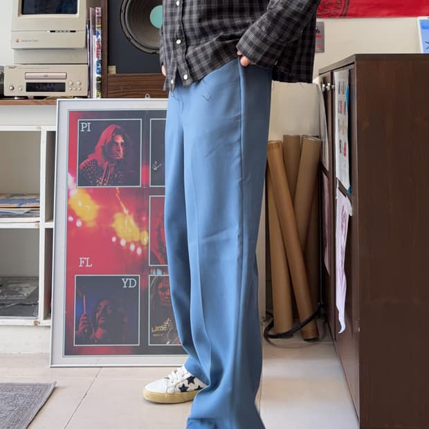 7-80s LEVIS ACTION SLACKS (31-32)