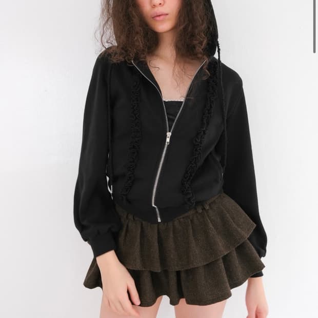 (구해요!!) 루즈슬립오버 프릴 후드집업 블랙