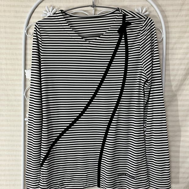  블랙 스트라이프 리본티605 