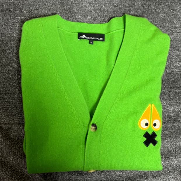 무스너클 가디건