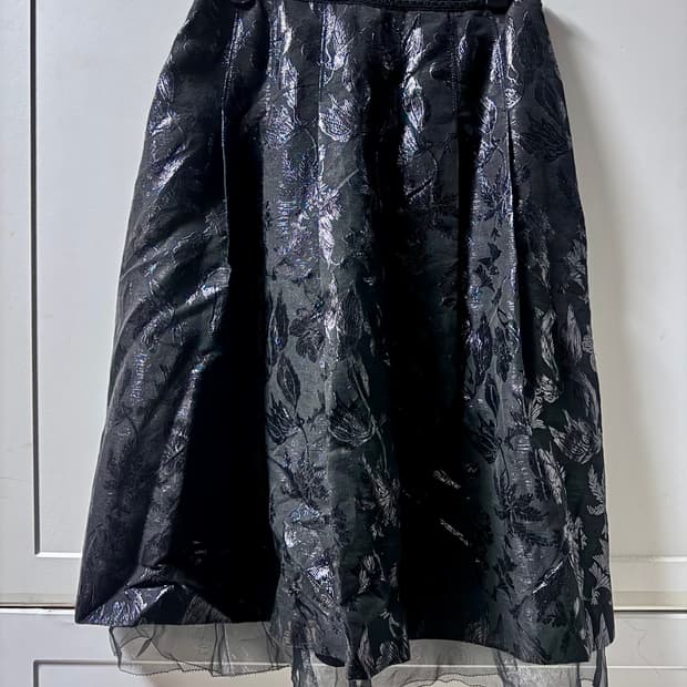 블랙 플라워 패턴 스커트