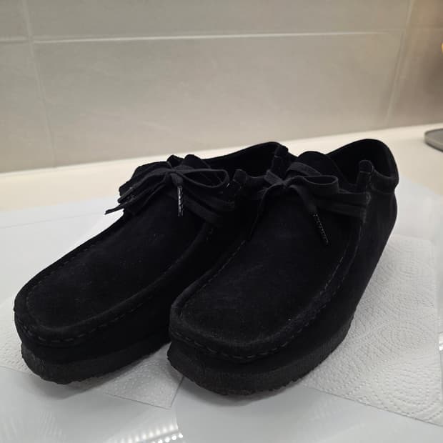 클락스 블랙 스웨이드 265