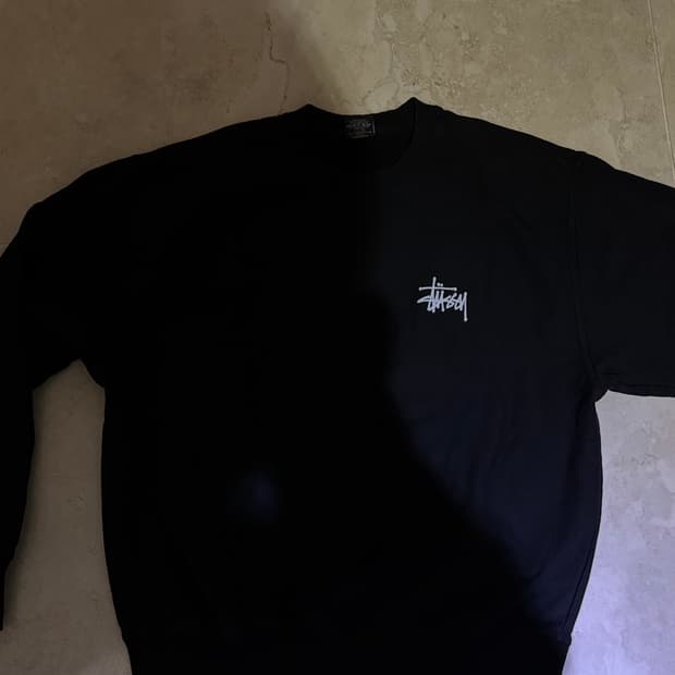 스투시 베이직 맨투맨 s