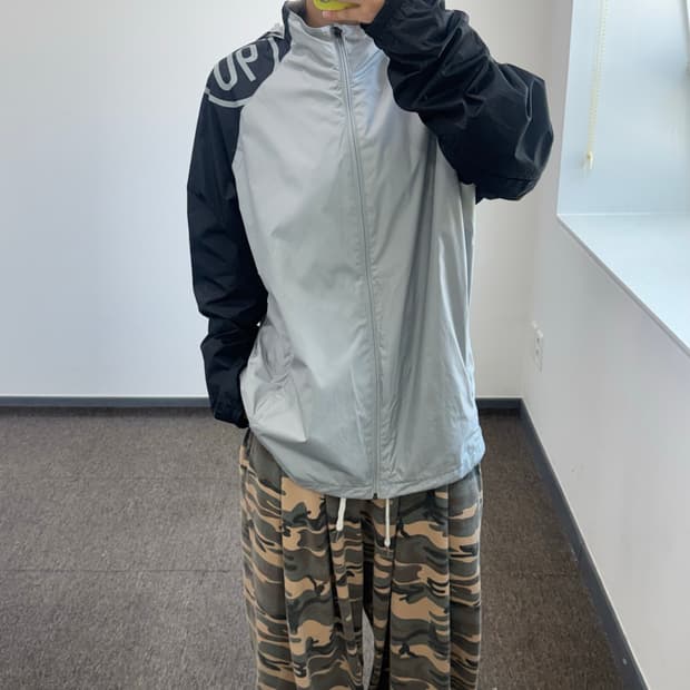 Nike 나이키 그레이 블랙 배색 바람막이