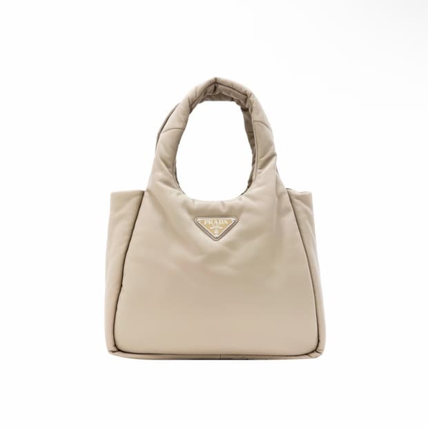 [M] 프라다 패디드 소프트 패딩 니파 레더 백 미디움 데저트 베이지