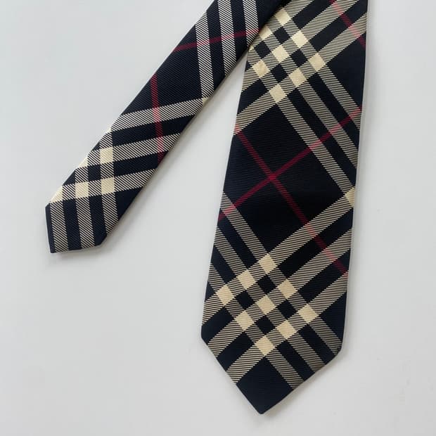 버버리(BURBERRY) 노바체크 명품 정품 넥타이 블랙라벨