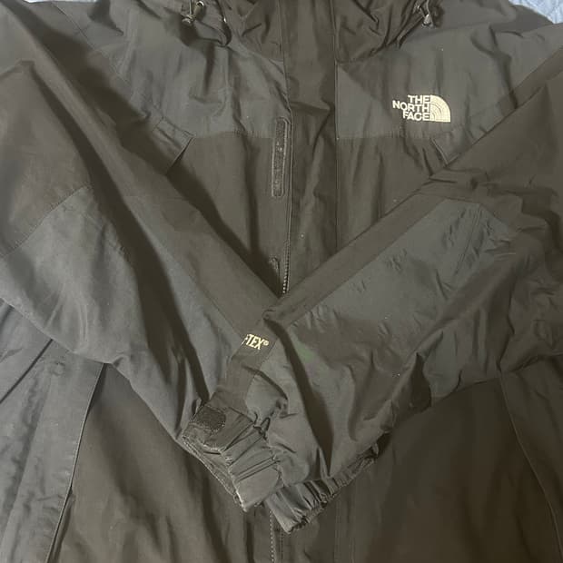 노스페이스 고어텍스 95사이즈 