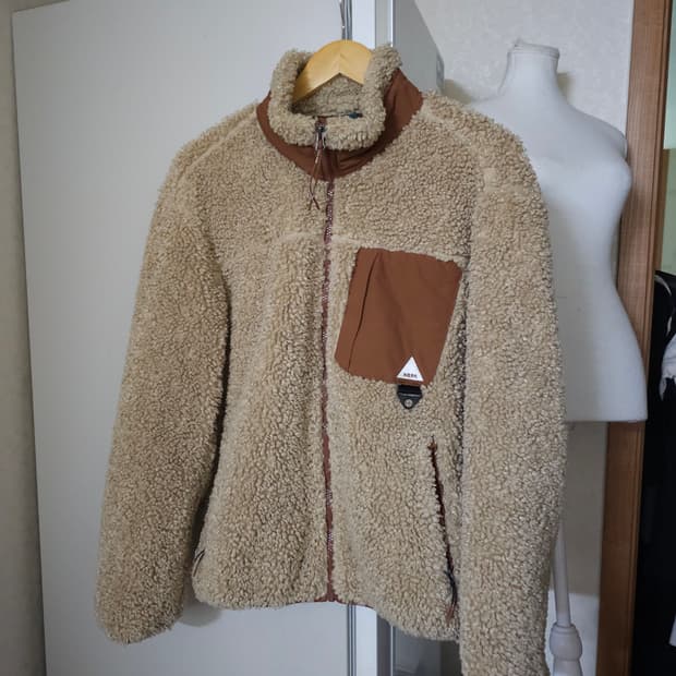 네파 뽀글이 플리스 자켓 베이지