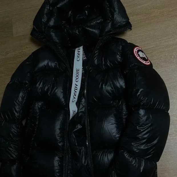 캐나다구스 크로프턴 24fw 푸퍼패딩