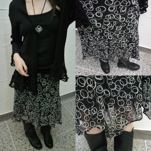 Pattern flowy midi skirt