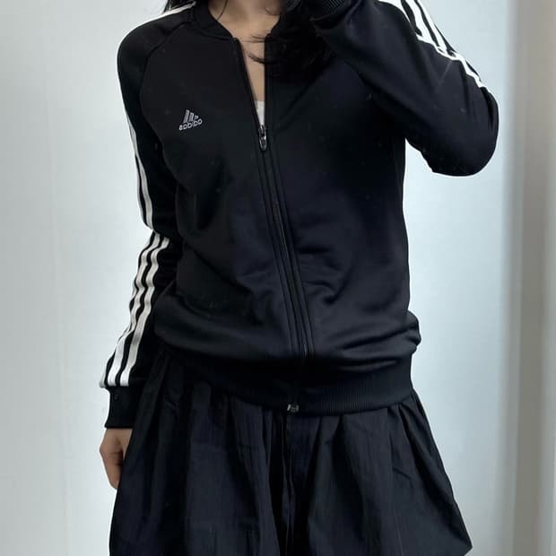 아디다스 y2k 글리터 비즈로고 트랙탑 져지