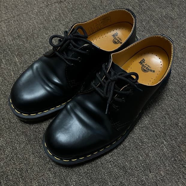 닥터마틴 1461 3홀 스무스 270 uk8