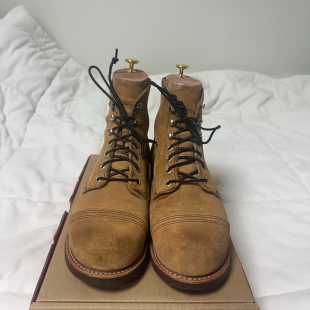 레드윙 8083 8.5 EE 팩토리세컨