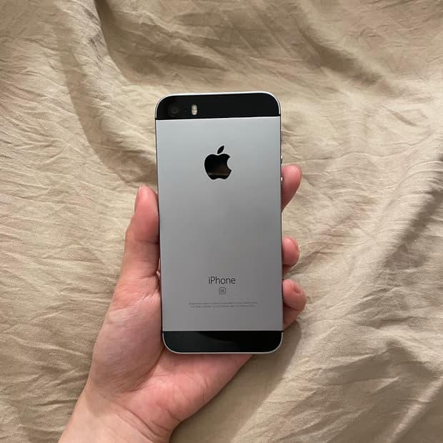 아이폰 se1 스페이스 그레이 (무음)