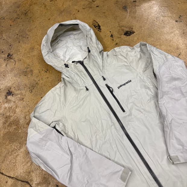 [정품/S] 파타고니아 우먼 후드 바람막이 자켓 b16