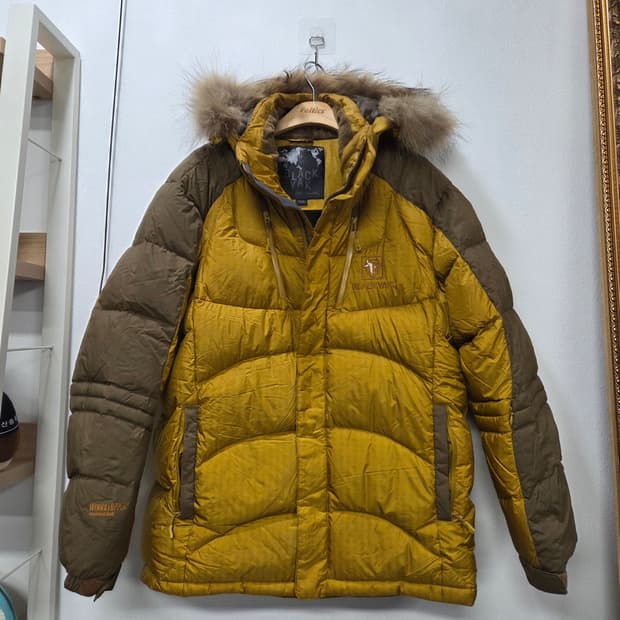 블랙야크 머스타드/카키배색  구스다운 패딩 100